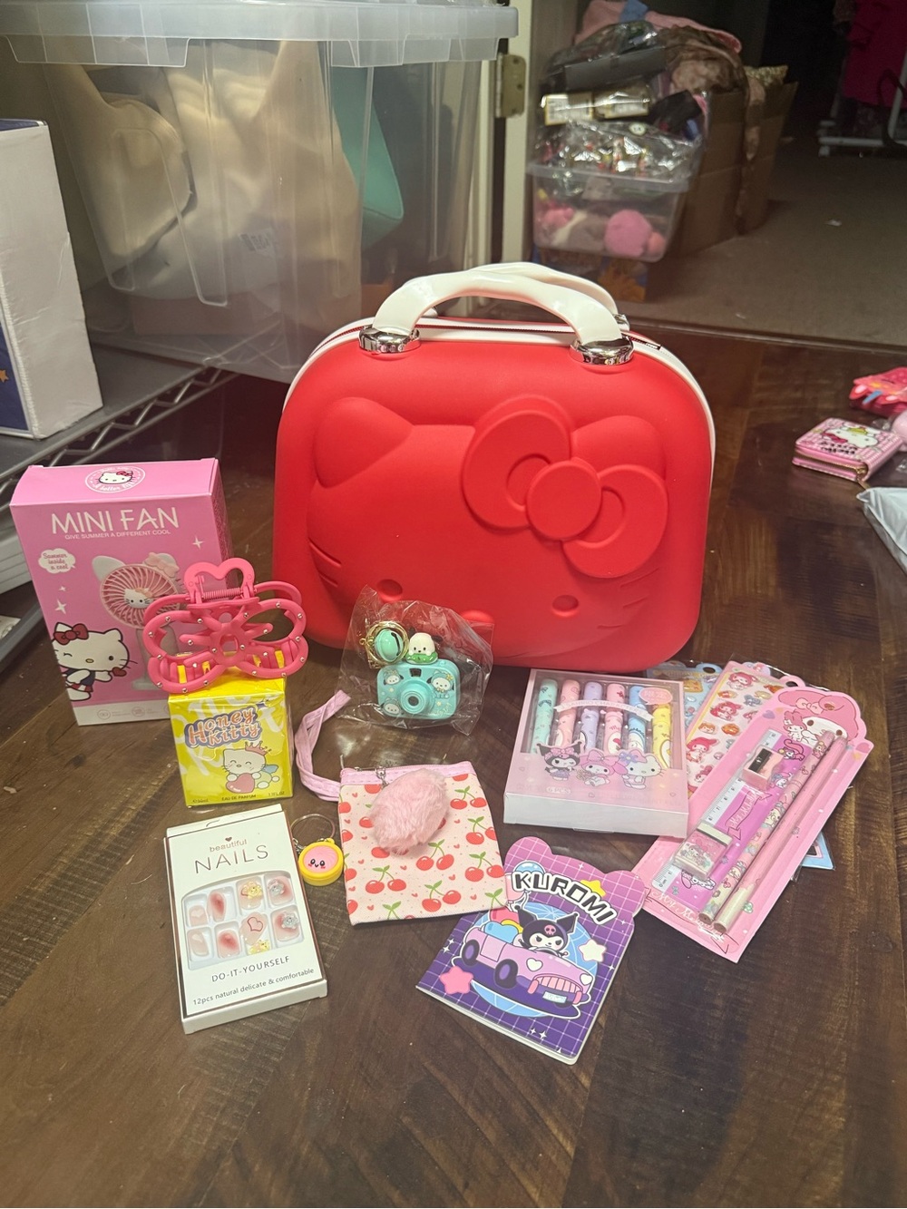Hello Kitty Red Hard Vanity Carry Case with Matching Pink Stationery